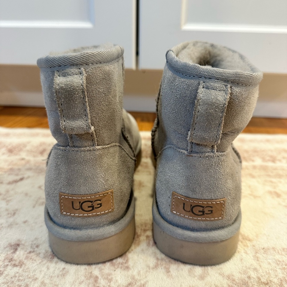 UGG Classic Mini II- Goat